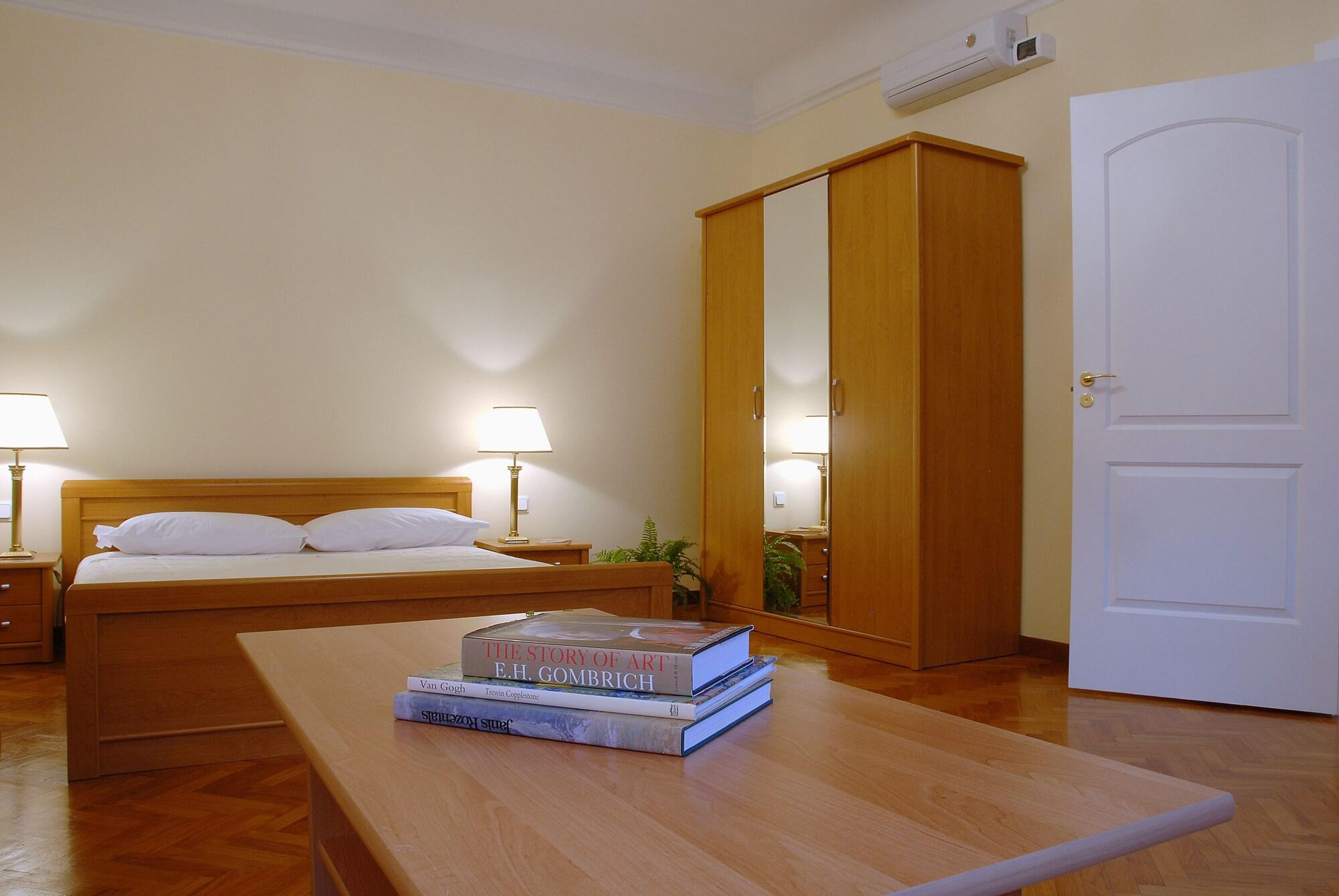 Baltic Suites Riga Esterno foto