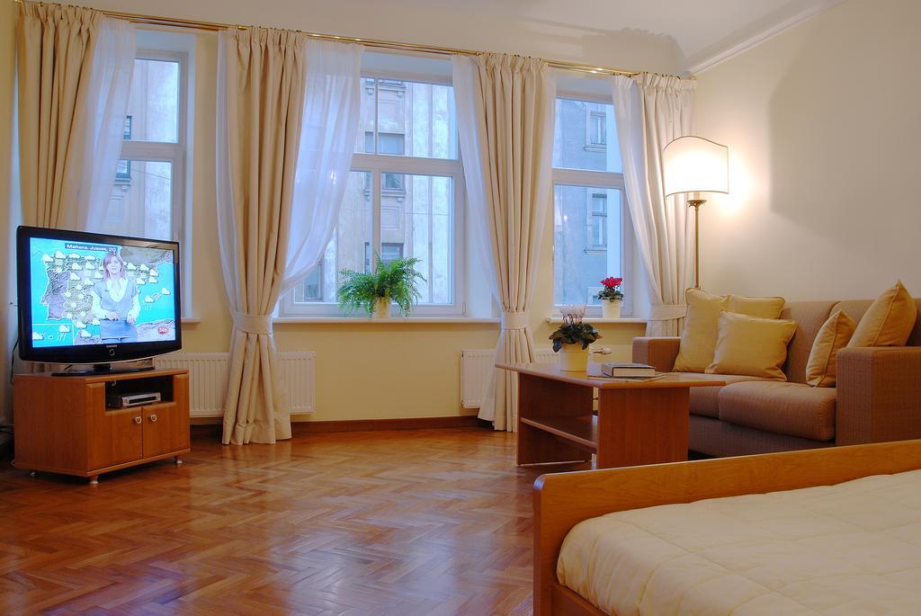 Baltic Suites Riga Esterno foto